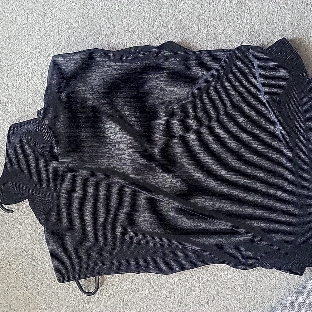 NWT Anthropologie Mauve Black Shimmering Turtleneck Tank Size XL